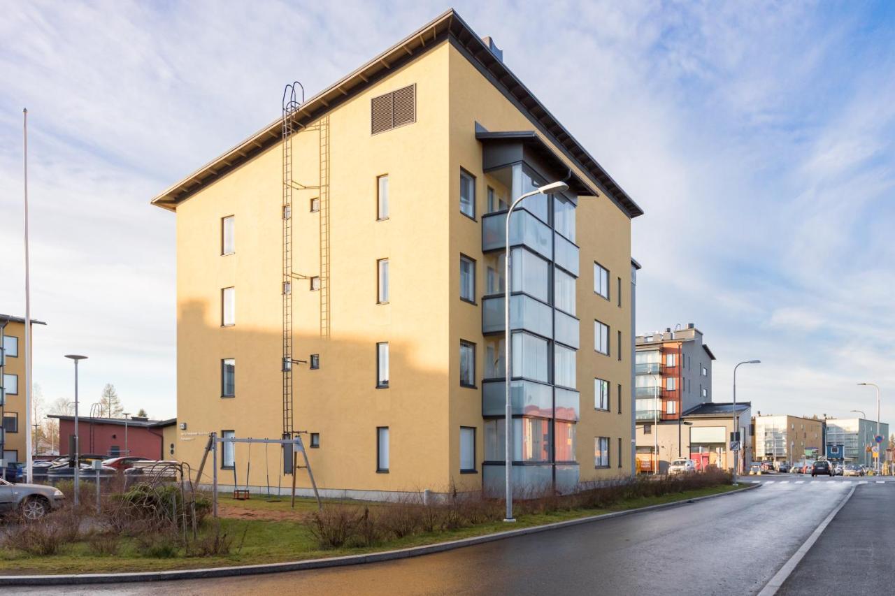 Valoisa Parvekkeellinen Kaksio, Oma Parkkipaikka Apartment Tampere Exterior foto