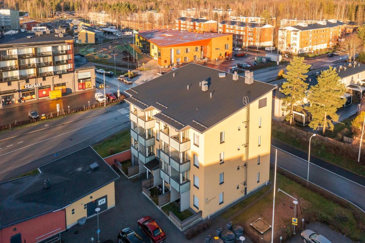 Valoisa Parvekkeellinen Kaksio, Oma Parkkipaikka Apartment Tampere Exterior foto